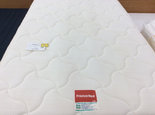 セミダブルのシングル