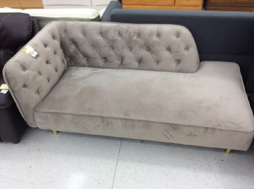 中古家具のソファー