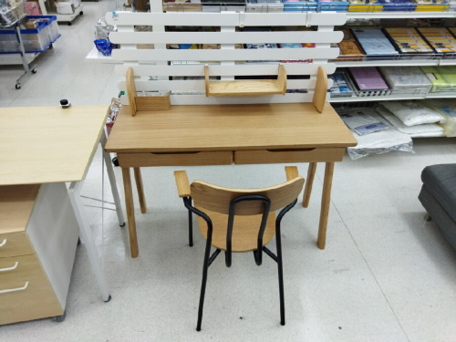 家具・家電のデスク
