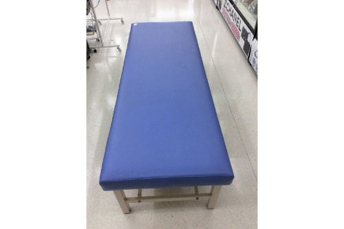 ベッドの中古家具