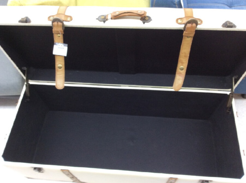 ボックスチェアの収納家具