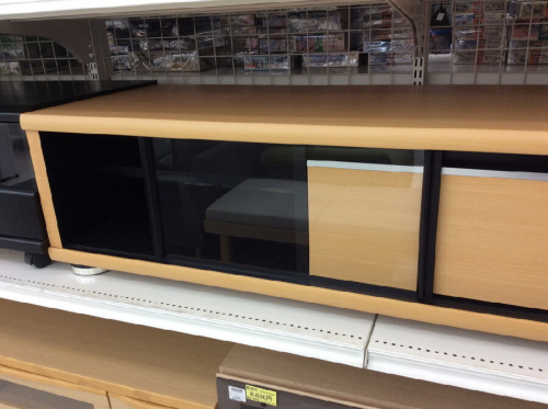 テレビボードのテレビ台