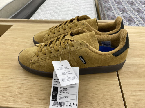 中古スニーカーのメンズ