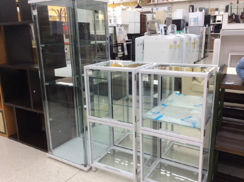 中古家具のディスプレイ