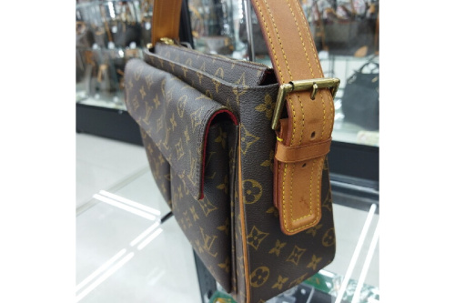 ルイ・ ヴィトン（LOUIS VUITTON）