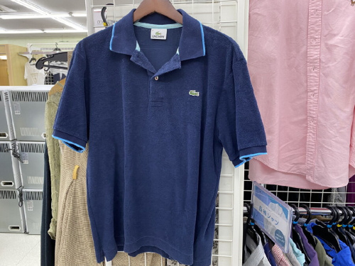 ファッションのポロシャツ