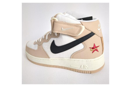 ナイキ（NIKE）