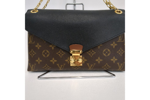 ショルダーバッグのルイヴィトン（LOUIS VUITTON）