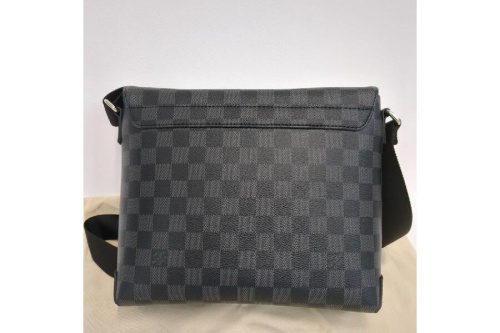 ショルダーバッグのルイ・ ヴィトン（LOUIS VUITTON）