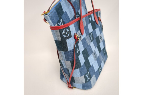 トートバッグのルイ・ ヴィトン（LOUIS VUITTON）
