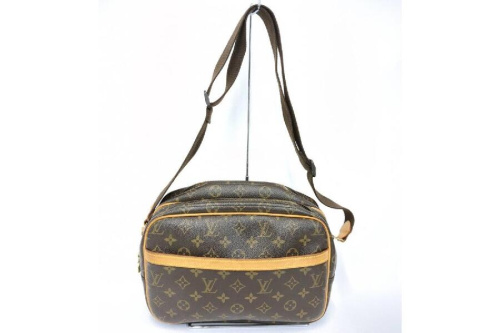 バッグのショルダーバッグ