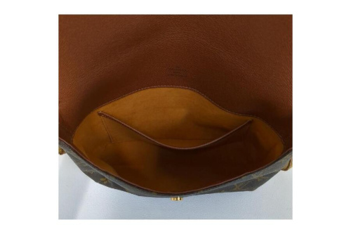 ミュゼットタンゴ ロングのモノグラム