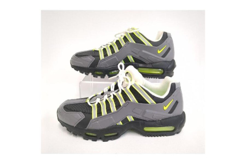 スニーカーのナイキ(NIKE)