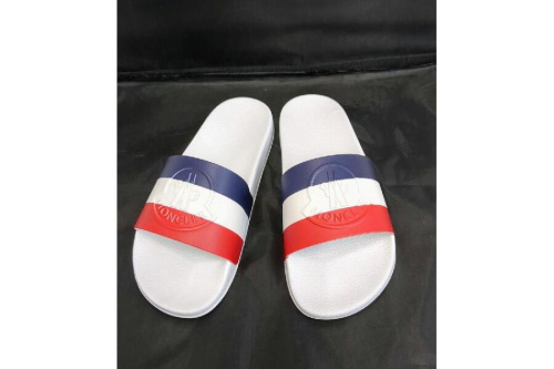サンダルのモンクレール（Moncler）