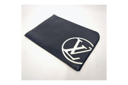 バッグのクラッチバッグ