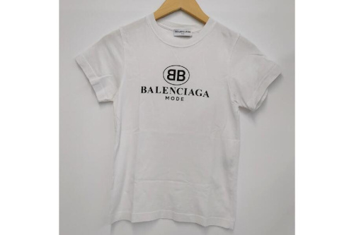 ファッションのTシャツ