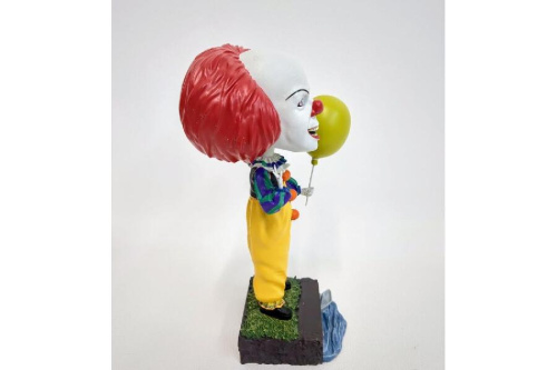 ヘッドノッカー