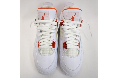 スニーカーのナイキ(NIKE)