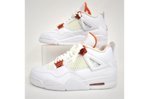 エアジョーダン4レトロのメンズ