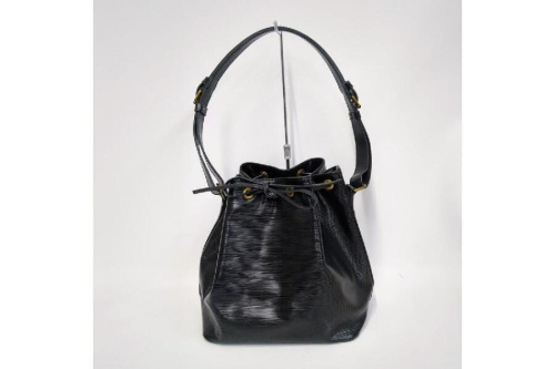 バッグのショルダーバッグ