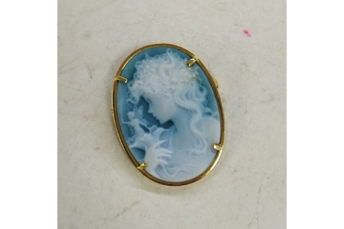 貴金属　買取　販売