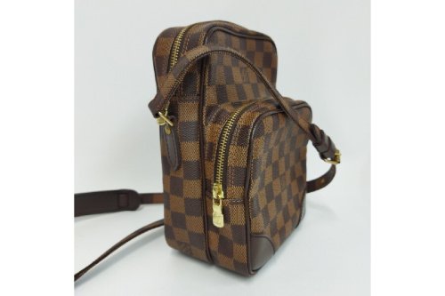 ショルダーバッグのルイ・ ヴィトン(LOUIS VUITTON)