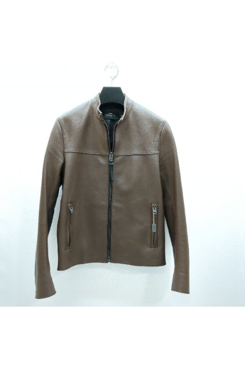 ジャケットのコーチ（COACH）