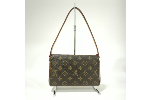 ショルダーバッグのルイ・ ヴィトン(LOUIS VUITTON)