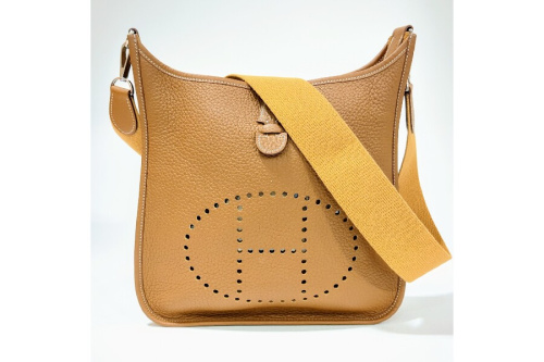 ショルダーバッグのエルメス（HERMES）