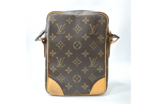 ショルダーバッグのルイ・ ヴィトン（LOUIS VUITTON）
