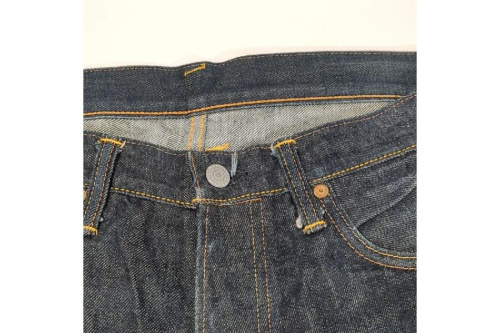 エヴィス（EVISU）のカモメジーンズ
