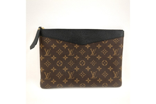 クラッチバッグのルイ・ ヴィトン（LOUIS VUITTON）