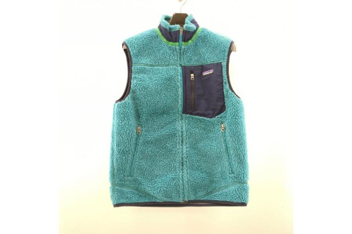 ファッションのトップス