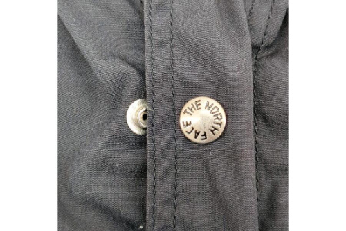 マウンテンパーカー