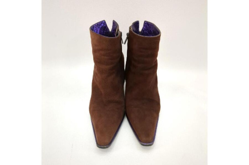 ブーツのフェンディ(FENDI)