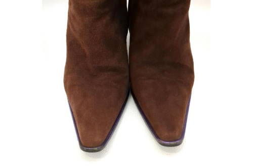 フェンディ(FENDI)のショートブーツ