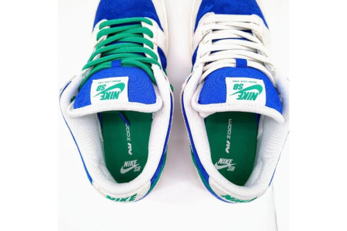 ローカットスニーカーのSB Dunk Low PRO Phantom