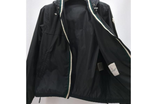 モンクレール（Moncler）のANTON GIUBBOTTO