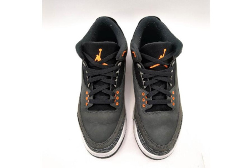 スニーカーのナイキ(NIKE)