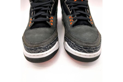 ナイキ(NIKE)のエアジョーダン3 レトロ