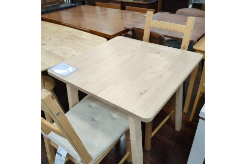 家具のダイニングセット