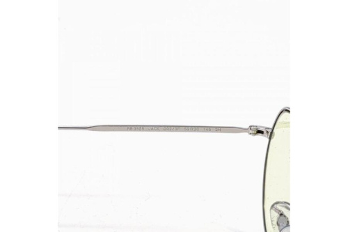 レイバン(RAY-BAN)のサングラス