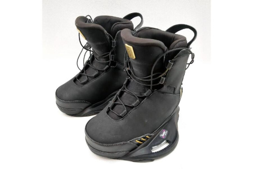 スポーツ用品のスポーツ用品