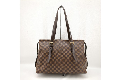 バッグのトートバッグ