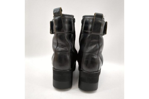 ラジアル(RADIAL)のバイクシューズ