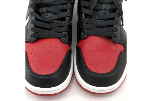 ナイキ(NIKE)のエア ジョーダン 1