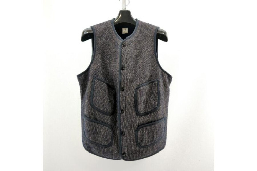 ファッションのトップス