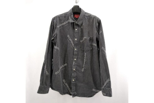 ファッションのトップス