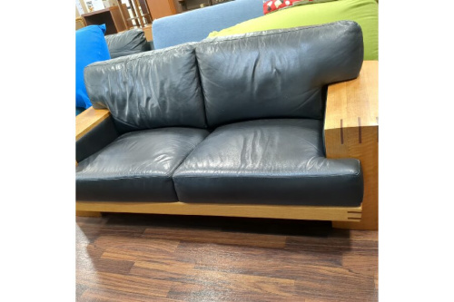家具のソファー