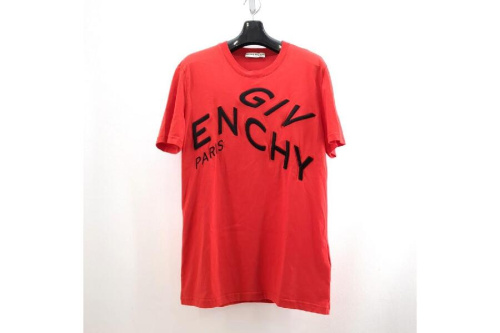 ファッションのTシャツ